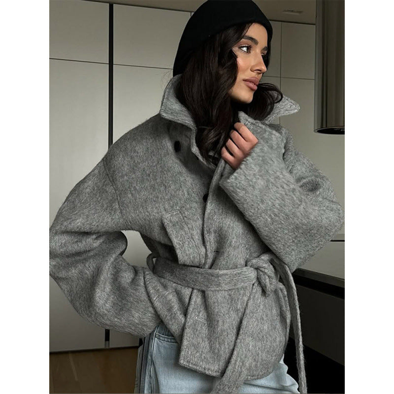 Damen Oversized Wolljacke mit modischem Gürtel und praktischem Knopfdetail R&B