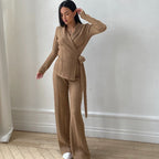 Damen Strickanzug im modernen Look mit eleganten Details R&B