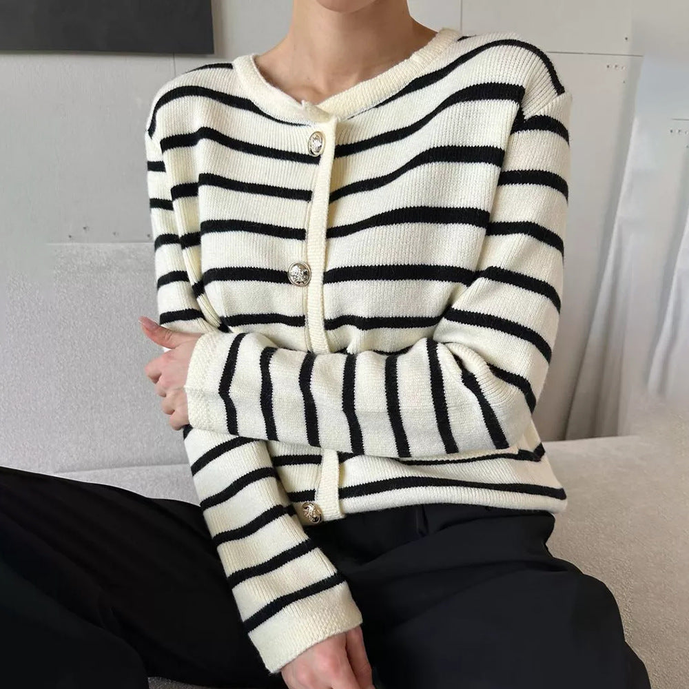 Damen gestreifter Cardigan mit Knopfdetails und vielseitiger Passform R&B