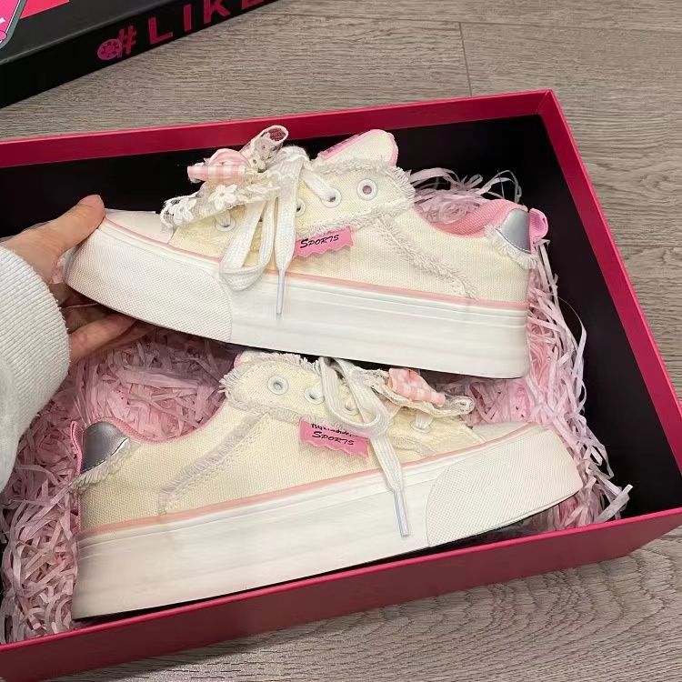 Damen Sneaker mit verspielten Schleifen-Details und rutschfester Sohle R&B