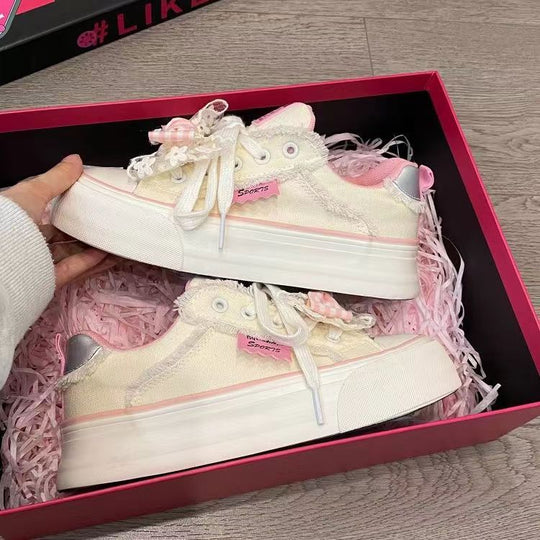 Damen Sneaker mit verspielten Schleifen-Details und rutschfester Sohle R&B