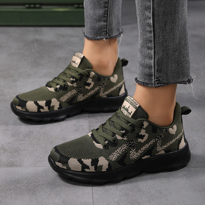 Damen Sportliche Sneaker im Camouflage-Design