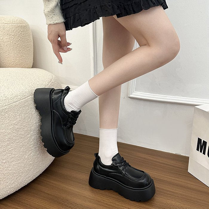 Damen Komfortable Schnürschuhe mit robustem Sohlenprofil und atmungsaktiver Innenausstattung R&B