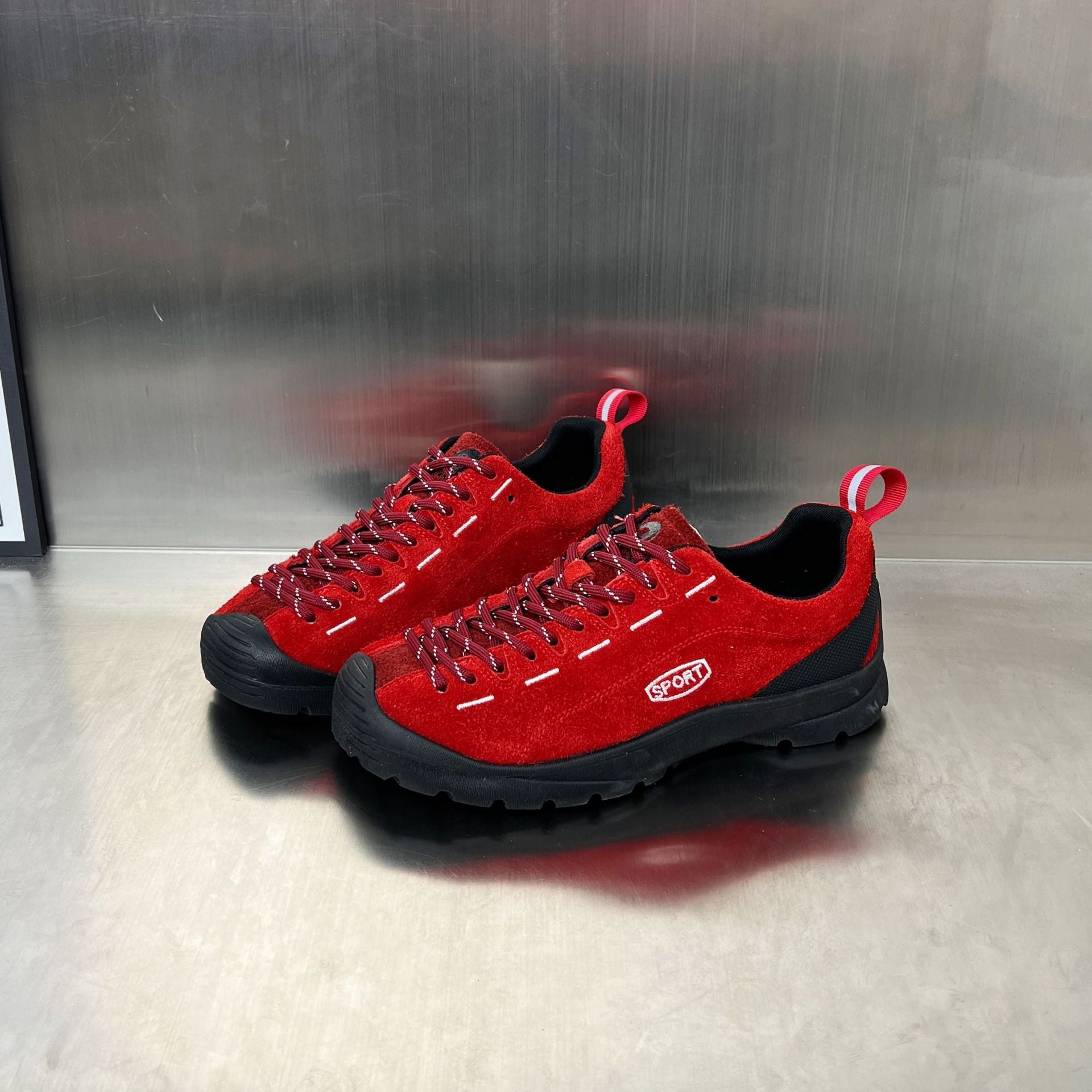 Damen Outdoor-Sneaker mit robustem Profil und atmungsaktiver Oberfläche R&B