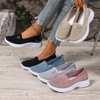 Damen Bequeme Slip-On Schuhe mit atmungsaktiver Strickoberfläche und floralem Muster R&B