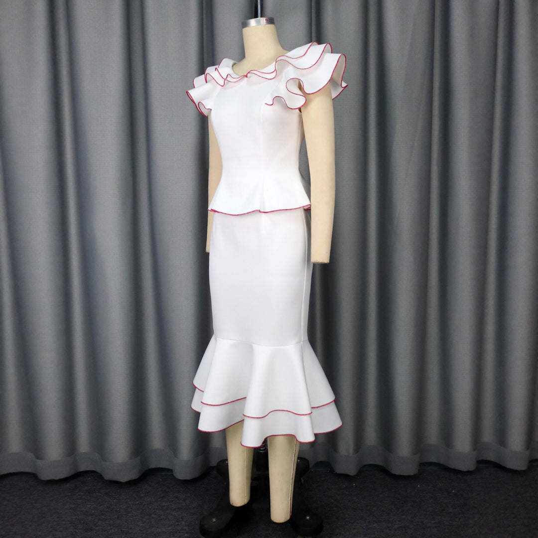 Damen figurbetontes Kleid mit voluminösem Rüschensaum und farbigem Akzent R&B