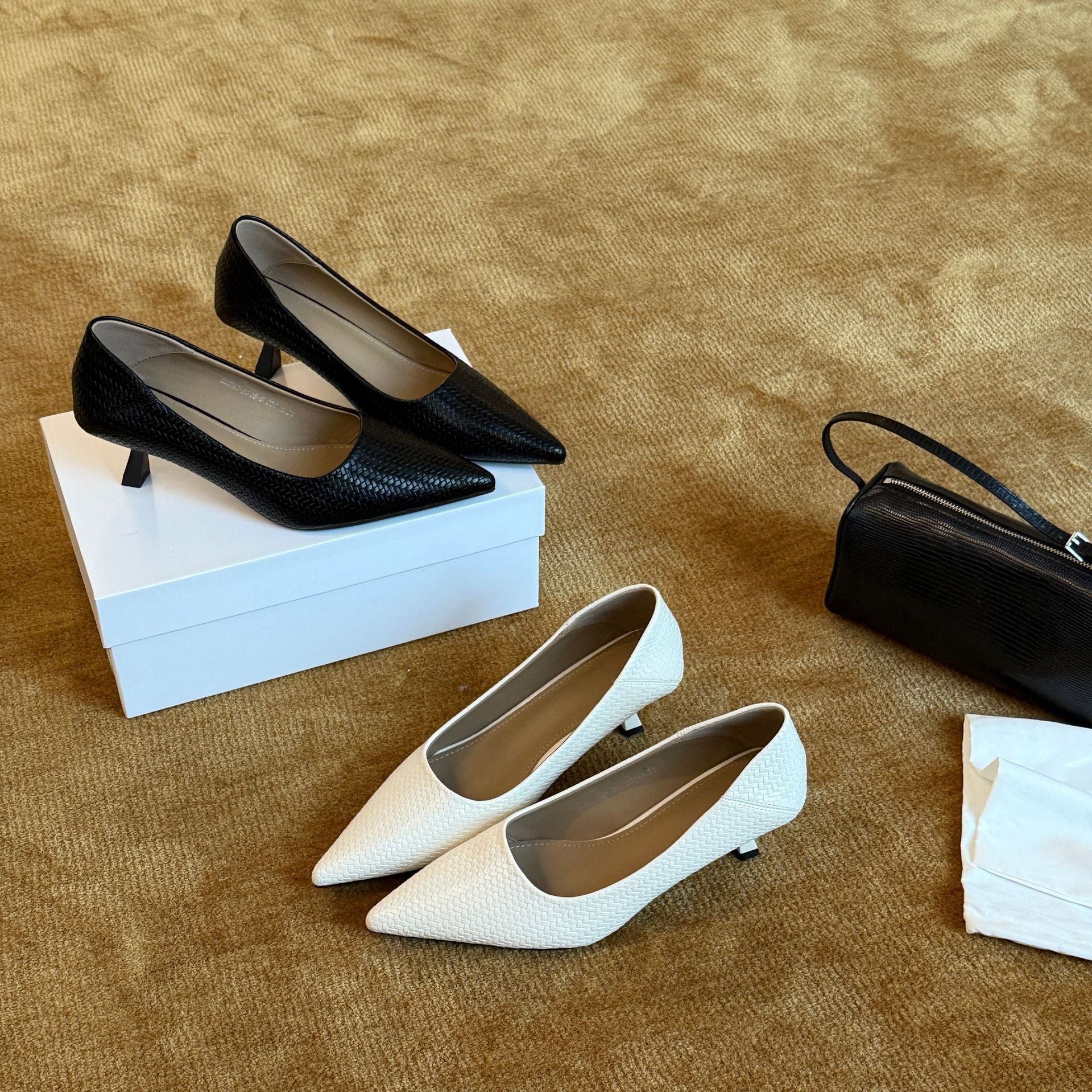 Damen Elegante spitze Ballerinas mit feinem Höhlenmuster R&B