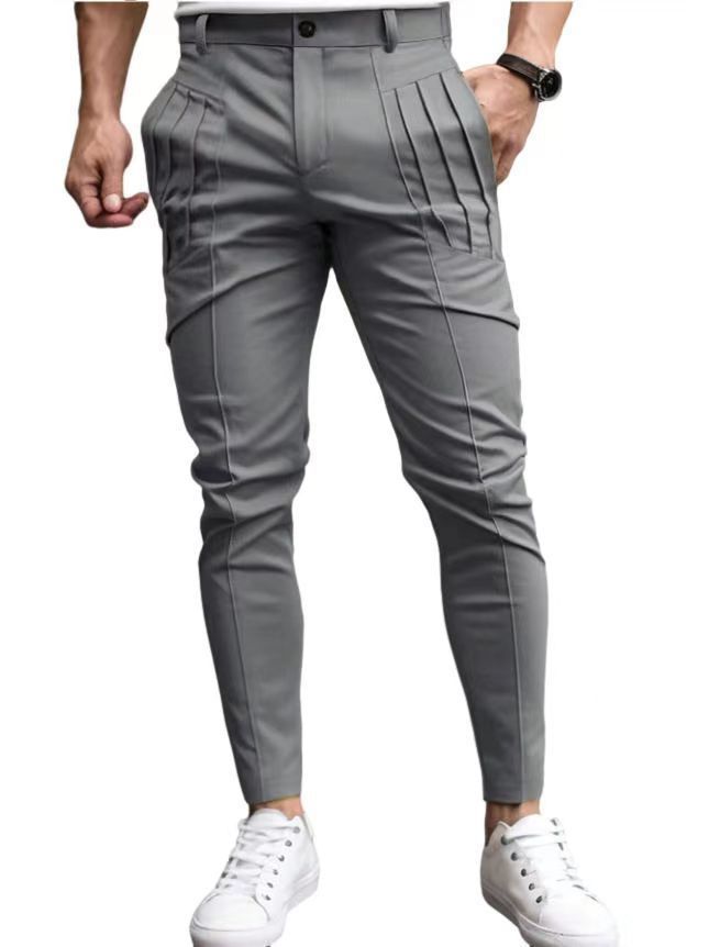 Herren modische Chino-Hose mit innovativen Falten und trendigem Slim-Fit Schnitt