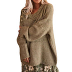 Damen Grobstrickpullover mit hohem Kragen und modischen Knopfdetails R&B