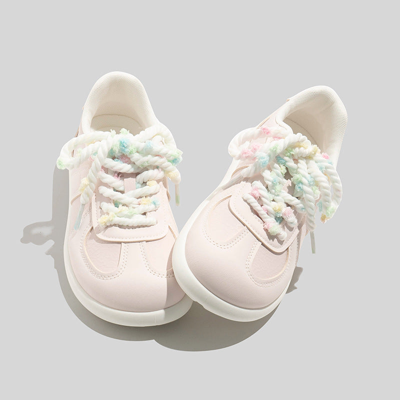 Damen Sneaker mit einzigartiger Blumendekoration und flexibler Komfortsohle