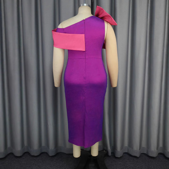 Damen Elegantes Cocktailkleid mit schillerndem Detail und asymmetrischem Träger R&B