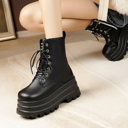 Damen Plateau-Stiefel mit robustem Sohlenprofil und hohem Absatz R&B