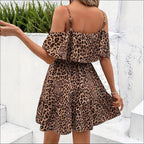 Damen Off-Shoulder Kleid mit verspieltem Volant und tierischem Muster