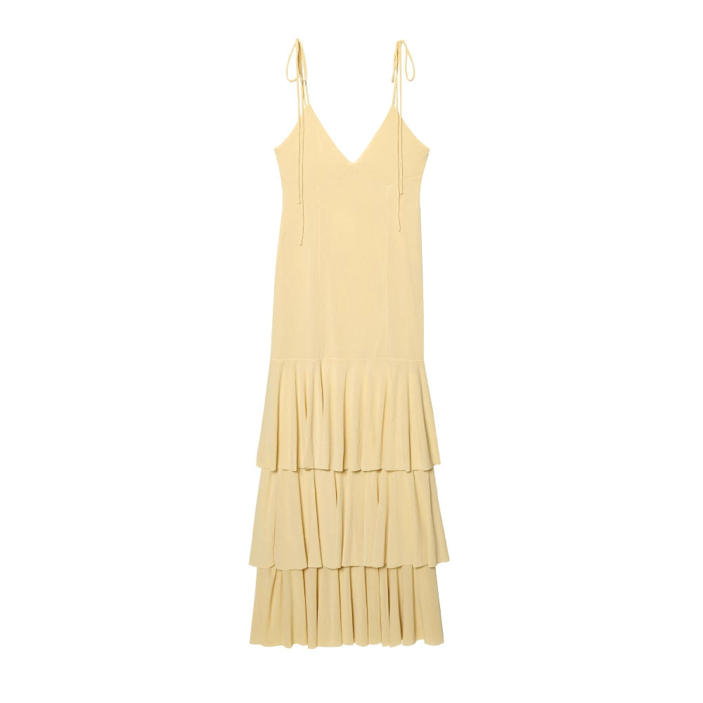 Damen Maxikleid mit voluminösen Rüschendetails und verstellbaren Spaghetti-Trägern R&B