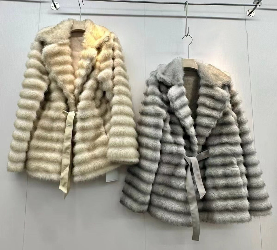 Damen Flauschiger Boucle-Cardigan mit Bindegürtel und weitem Schnitt R&B