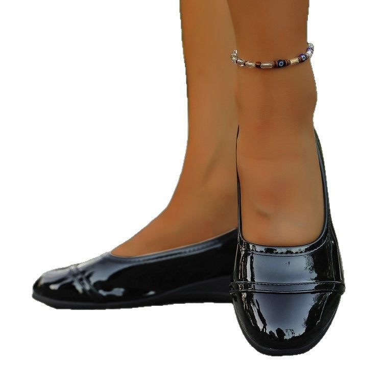 Damen Ballerinas mit elegantem Hochglanz-Lederober material und ergonomischer Laufsohle R&B