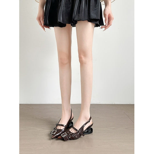 Damen elegante Slingbacks mit modischen Schnallen und spitzem Zehenbereich R&B
