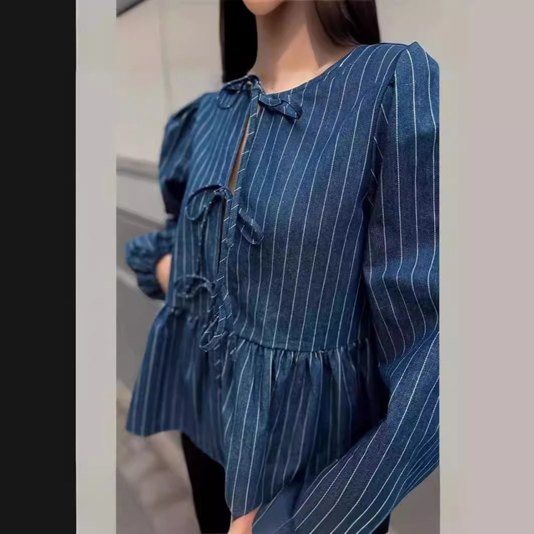 Damen modisches Denim-Oberteil mit taillierter Silhouette und Volant R&B