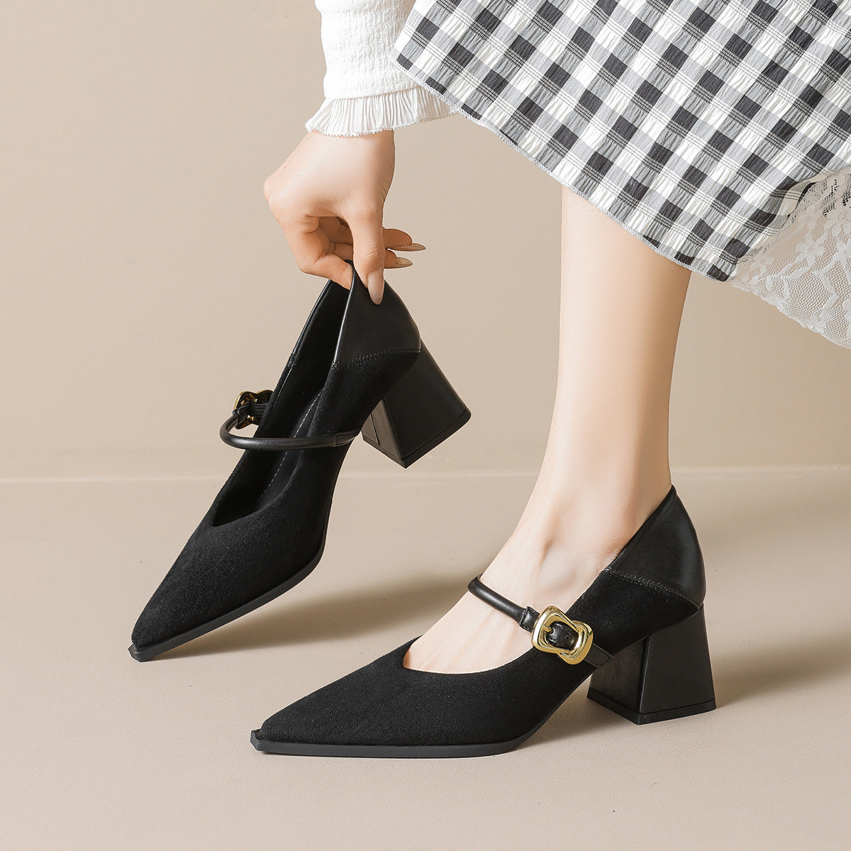 Damen elegante Pumps mit modischem Riemen und Blockabsatz