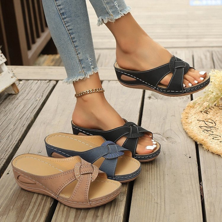 Damen Komfortable und stilvolle Riemensandalen mit geflochtenem Design R&B