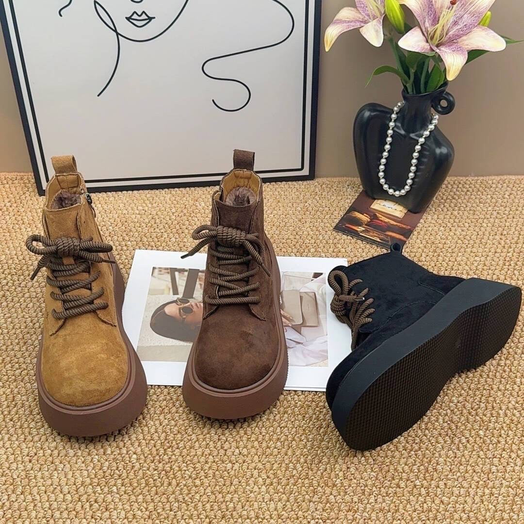 Damen Modische Stiefel mit robustem Profil und praktischer Reißverschlussöffnung