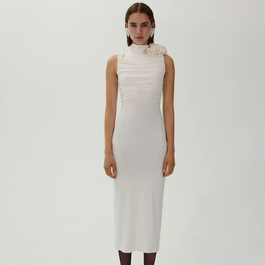 Damen figurbetontes Abendkleid mit asymmetrischem Kragen und floraler Applikation R&B