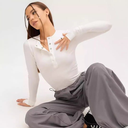 Damen Langarm-Oberteil mit Knopfleiste und figurformendem Schnitt R&B