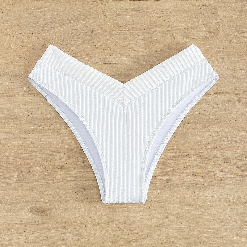 Damen Bikini-Höschen mit modischem V-Ausschnitt und raffiniertem Streifenmuster