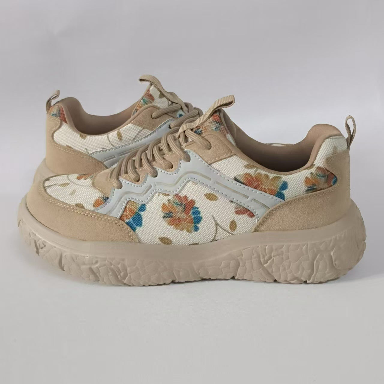 Damen nan modische Plateau-Sneaker mit floralem Canvasmuster und Velourslederbesatz R&B