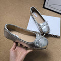 Damen Ballerinas mit glänzender Oberfläche und verspieltem Schleifen-Detail EB