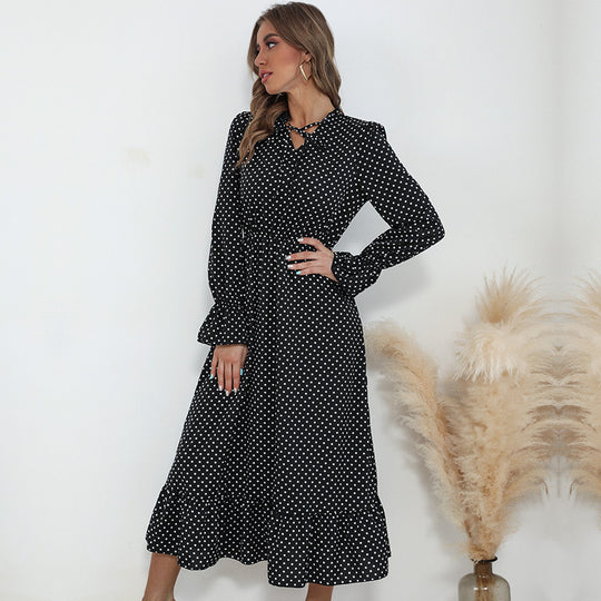 Damen Midi-Kleid mit punktiertem Design und voluminösem Saum R&B