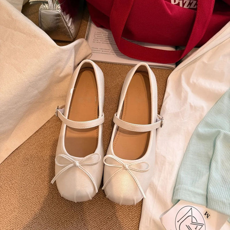 Damen Ballerina-Schuhe mit dekorativem Riemchen und komfortablem Fußbett R&B