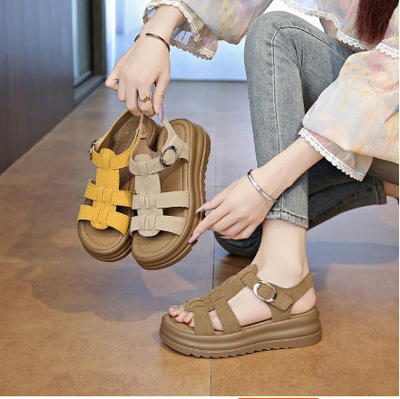 Damen Komfortable Keilsandalen mit modischem Riemendesign R&B
