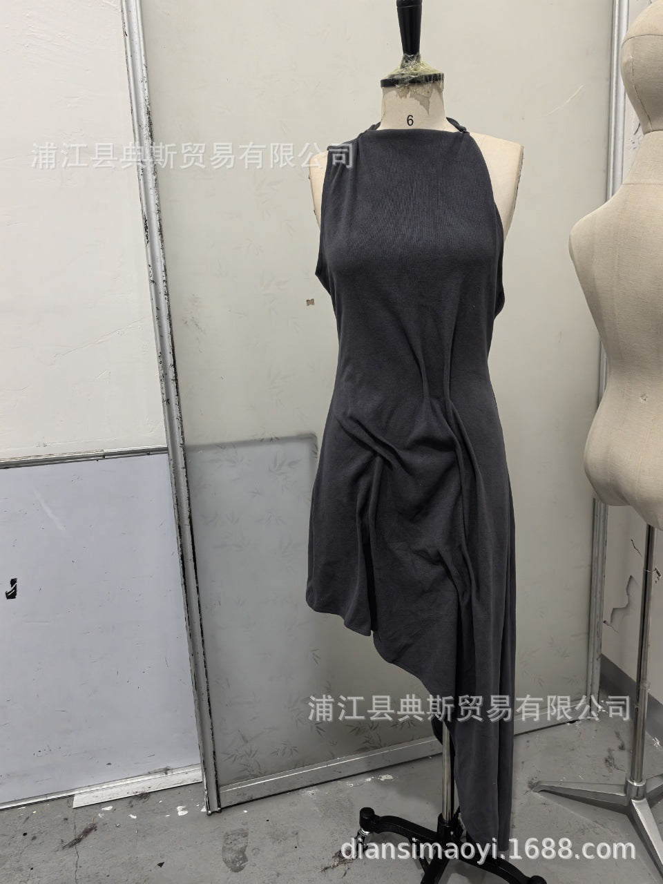 Damen asymmetrisches Freizeitkleid R&B