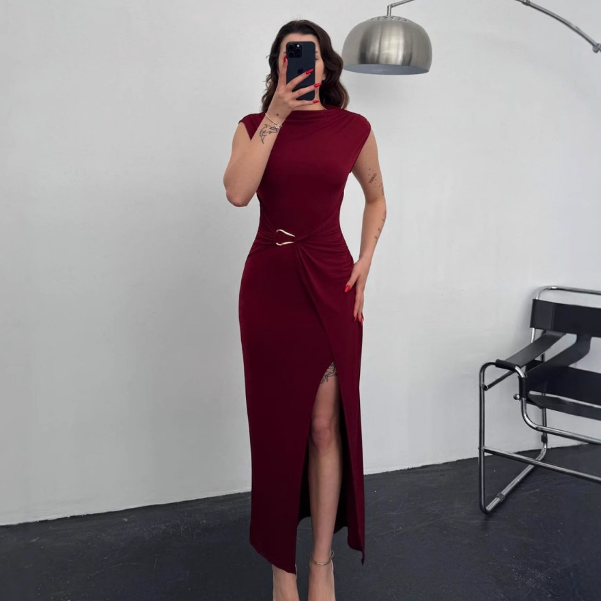 Damen Elegantes Wickelkleid mit seitlichem Schlitz und Gürtel R&B
