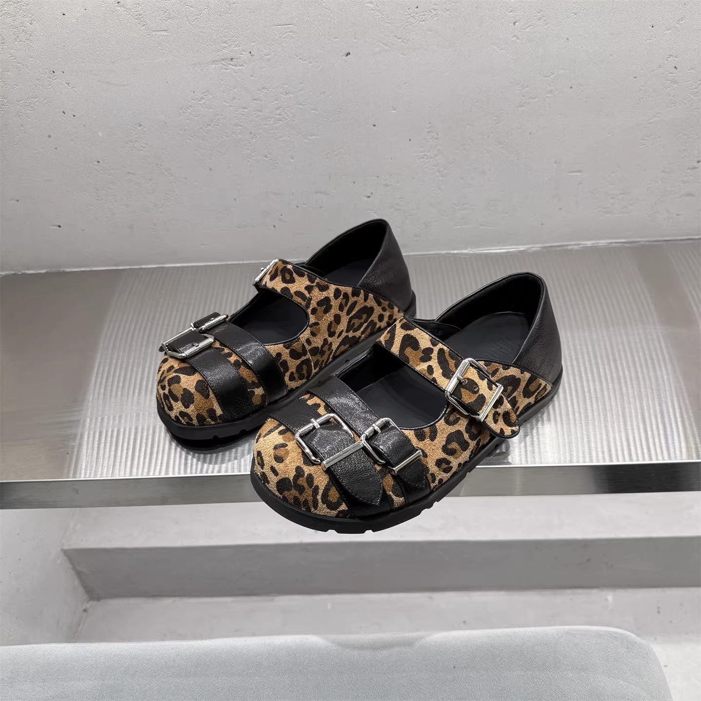 Damen Komfortable Ballerinas mit verstellbaren Schnallen R&B
