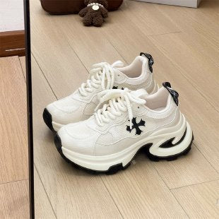 Damen Sportliche Sneaker mit atmungsaktiver Mesh-Oberfläche und dämpfender Sohle R&B