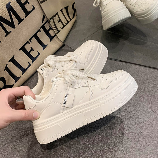 Damen Plattform-Sneaker mit dämpfender Laufsohle und eleganter Schnürung R&B