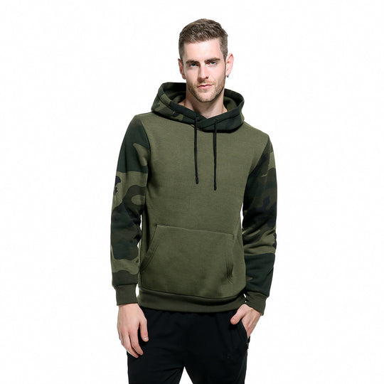 Herren Kapuzenpullover mit modernem Camouflage-Design und praktischen Taschen R&B