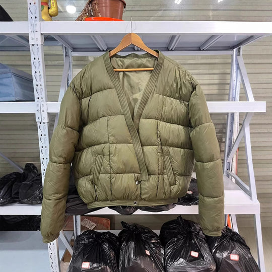 Damen gesteppte Übergangsjacke mit modischem Schnitt und praktischen Taschen R&B
