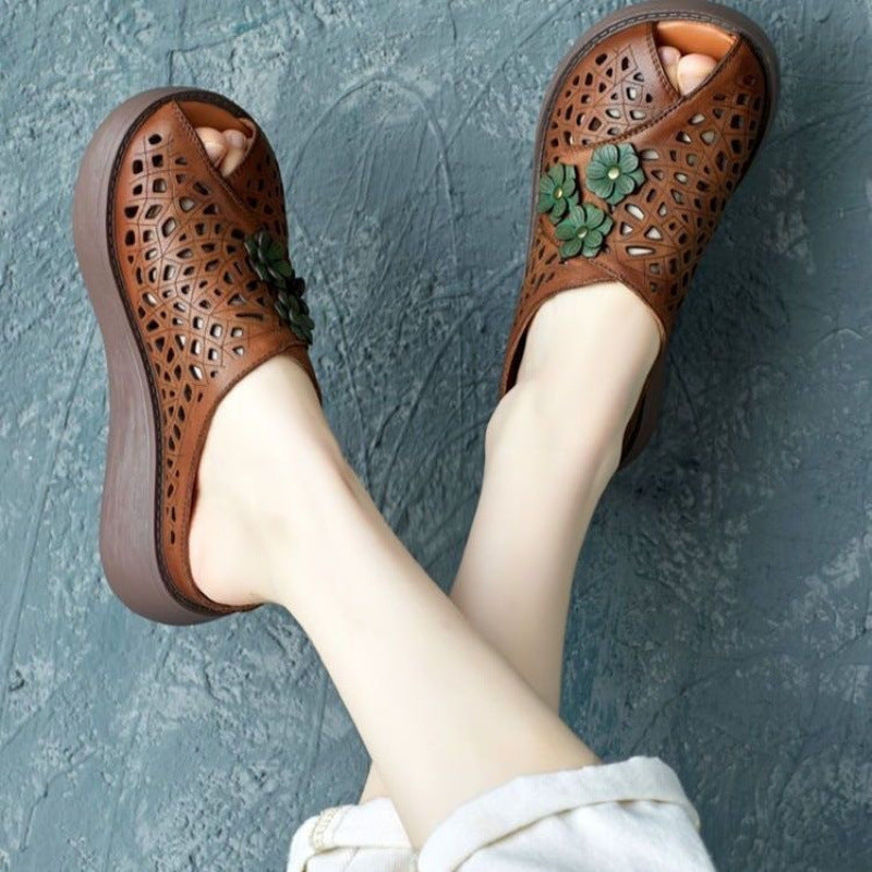 Damen Modische Clogs mit floraler Applikation und atmungsaktivem Design R&B