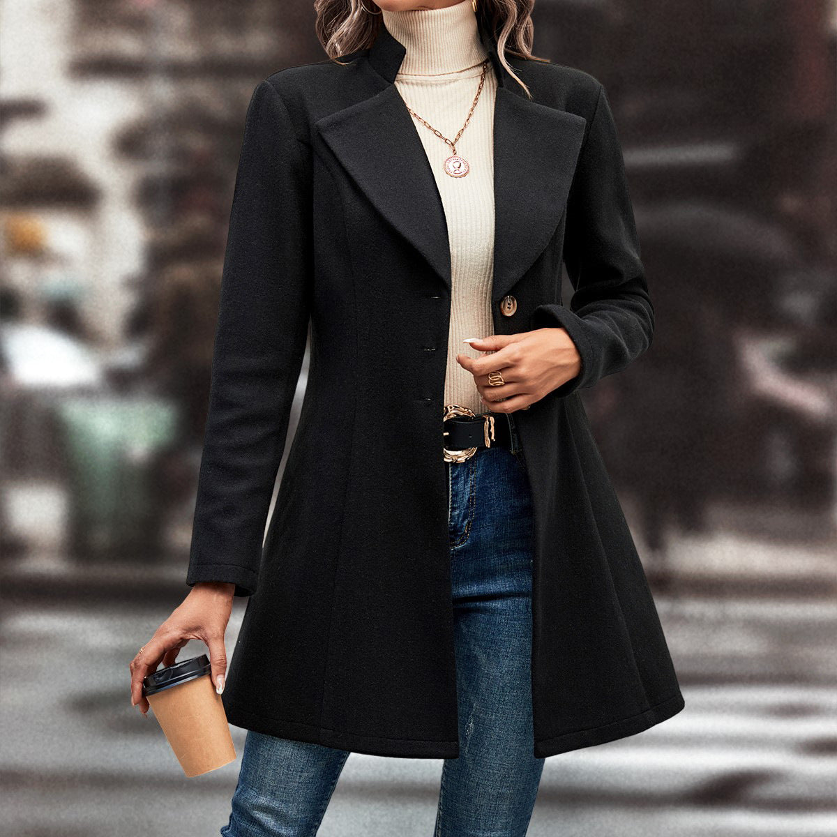 Damen eleganter Langblazer mit modernem Kragen und tailliertem Schnitt R&B