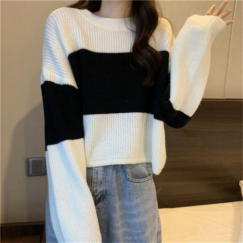 Damen Strickpullover mit weit geschnittenen Ärmeln und kontrastierendem Design R&B