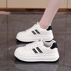 Damen Plattform Sneakers mit trendigem Design und stabiler Profilsohle R&B