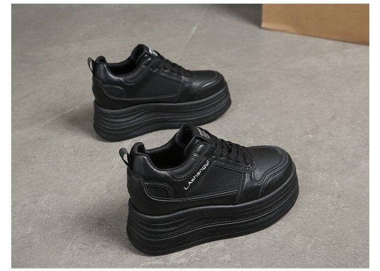 Damen Hochmodische Plateau Sneakers mit eleganter Silhouette R&B