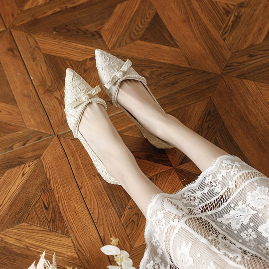 Damen elegante Pumps mit perlverziertem Riemen und komfortablem Blockabsatz R&B