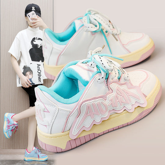 Damen Sneakers mit glänzenden Akzenten und einzigartigem Design R&B