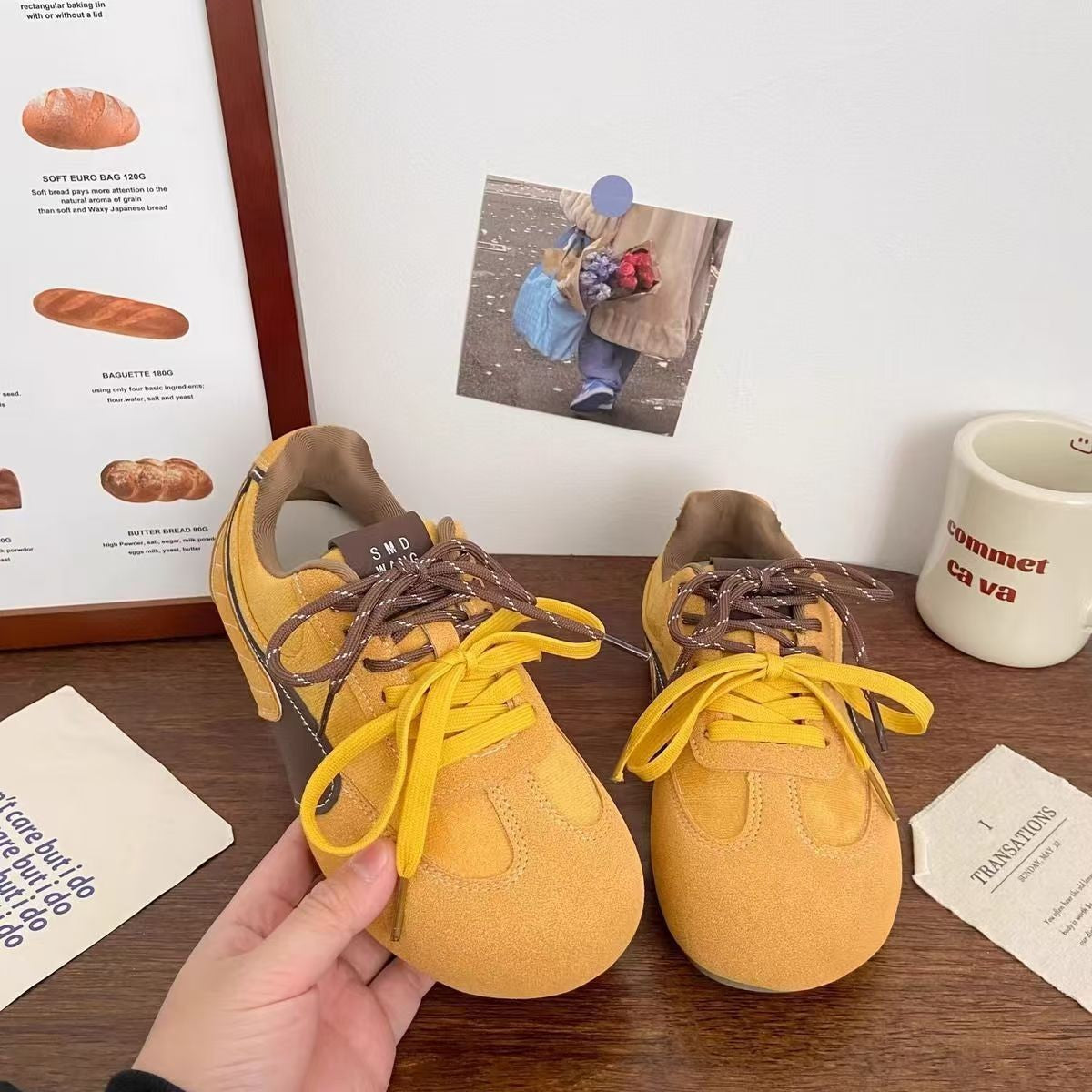 Damen Moderne Sneaker aus hochwertigem Wildleder und atmungsaktivem Obermaterial