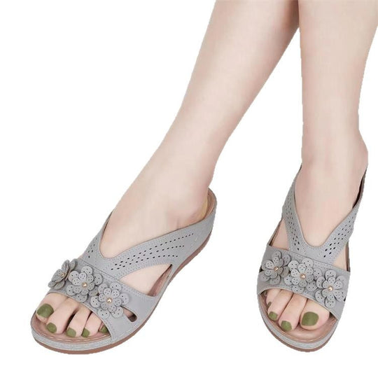 Damen komfortable Riemensandalen mit floralen Applikationen R&B