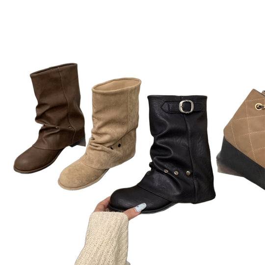 Damen modische Stiefel mit elegantem Faltenwurf und stylishen Druckknopfdetails R&B